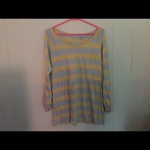 Old Navy striped shirt